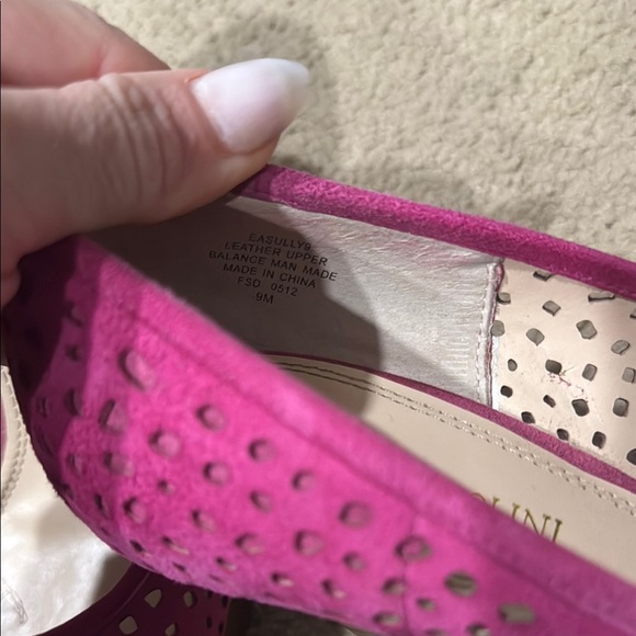 Enzo Angiolini Pink Stiletto Heels with Perforated Design - Picture 4 of 4